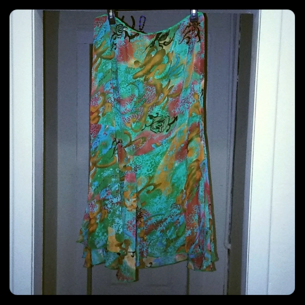 Metro Wear Maxi Skirt with ruffles